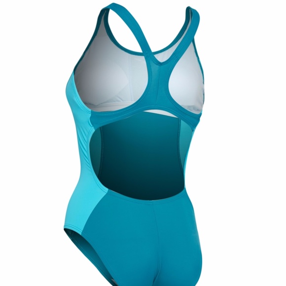 NIKE Color Surge Powerback 1 pc. Swimsuit - Picture 2 of 3